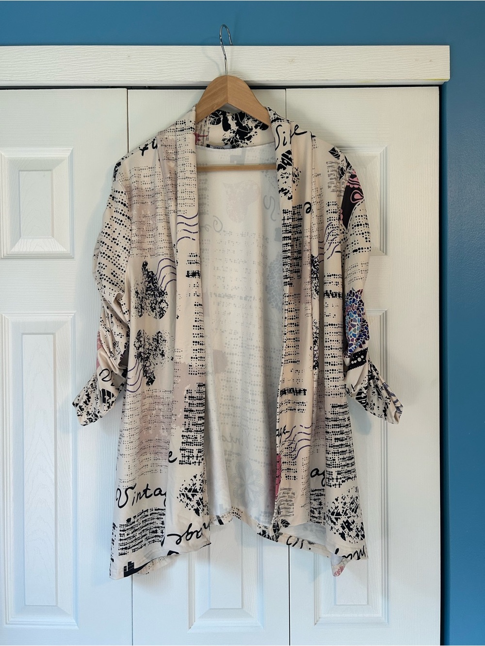 Lily by Fermina Floral Print Open Kimono - Black & Cream